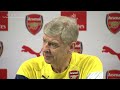 Arsene Wenger laughs at reporter tricked by fake article