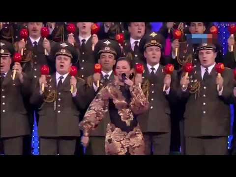 Ejército Ruso cantando una canción mexicana