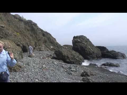 По бухтам Карадага. Black mountain in Ukraine