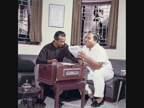 Mohammed Rafi - Pukarta Chala Hoon Main - www.mohammedrafinet...