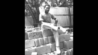 Watch Junior Murvin Aint No Sunshine video