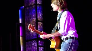 Watch Taylor Mathews Over The Rainbow video