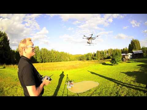 DJI's Spreading Wings S800 hexa first flight / Fotomicke