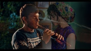 Lilit Hovhannisyan & Gevorg Ayvazyan  -  Hin Chanaparhov [Armenian Music]