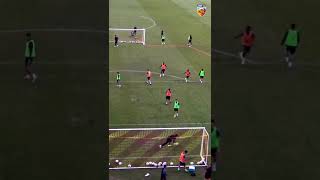 zEt6zcs8slg Video Image