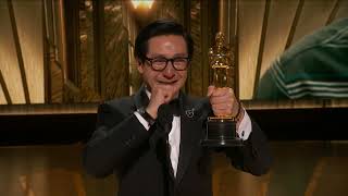 Ke Huy Quan Yardımcı Erkek Oyuncu Oscar ödül konuşması (Türkçe altyazılı) | Osca