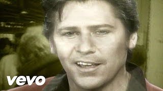 Watch Shakin Stevens Ill Be Home This Christmas video