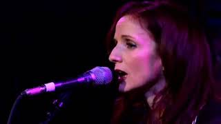 Watch Patty Griffin Moon Song Live video