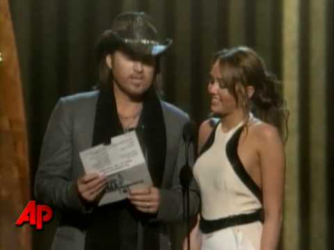 Country Music's Biggest Night: 2008 CMAs