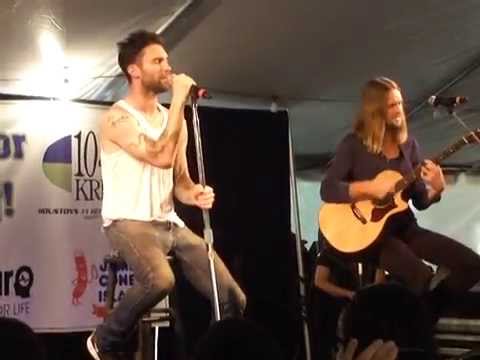 Maroon 5 - (Acoustic) LIVE Moves Like Jagger Houston / The Woodlands, Texas