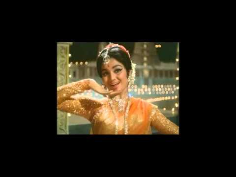 KYA JANU SAJAN-sung by MEENAKSHI (please use headphones for...
