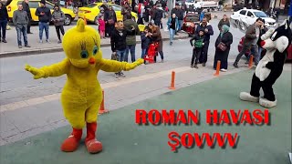 Tweety Ve Sylvester Roman Havasi Oynarsa