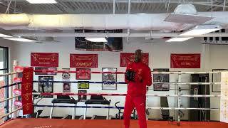 How To Properly Hold Boxing Focus Mitts