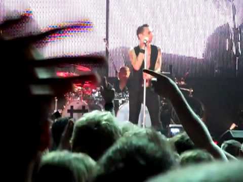 Depeche Mode - Never let me down again (Live 2009 Bremen)