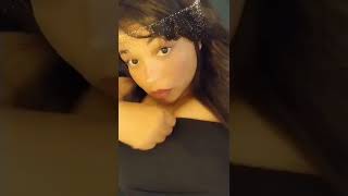 vídeo de garota linda para usar em lives tele verde nas redes sociais/ beautiful