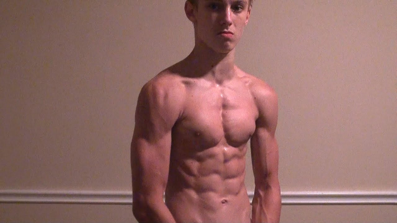 Muscular teen webcam