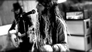 Tank Trap - Hold Fire New Album Scavengers