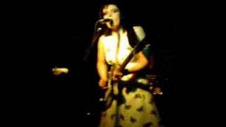 Watch Carina Round Downslow video