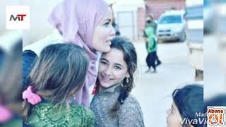 Tesettüre Gi̇ren Gamze Özçeli̇k İdli̇be Gi̇tti̇