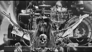 Watch Rob Zombie The Lords Of Salem video
