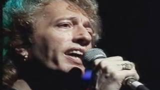 Watch Robin Gibb Massachusetts video