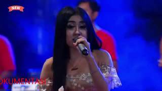 MENUNGGU KAMU Nella Kharisma feat KHARISMA MOU