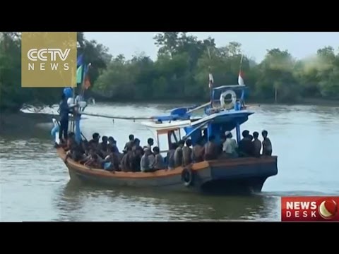 News24.com | Myanmar navy rescues boat with 200 migrants aboard.