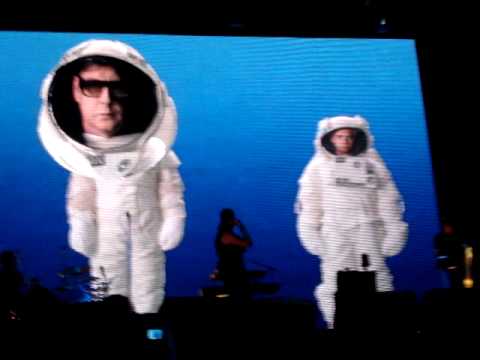 enjoy the silence live !!!!!. Depeche Mode en Argentina 17/10/2009