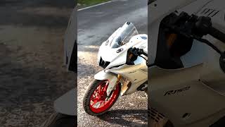 R15 Version 4