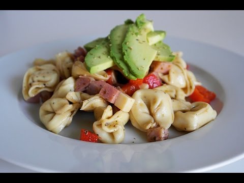 Healthy Tortellini Pasta Salad | Easy Work Lunch Ideas with Olivia Saez