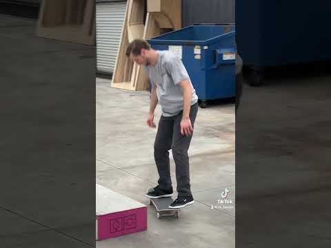 Getting creative at the warehouse‼️🛹 #oc #skateboarding #skateedit #miniramp #skateandcreate