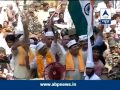 Varanasi: Ink thrown at Arvind Kejriwal during his road show