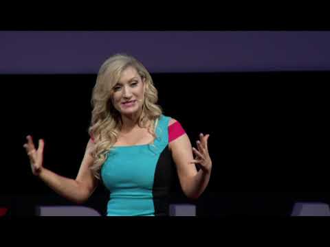 The Choice of Online Kindness | Danielle Di-Masi | TEDxPaloAltoCollege