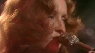 Watch Bonnie Raitt Under The Falling Sky video