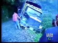 Muerte en Vivo, APLASTADO POR UN CAMION