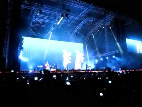 Depeche mode in israel - "hole to feed" , "enjoy the silence" , "in your room" and more..