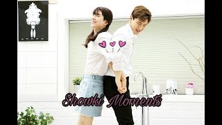 Showki Moments
