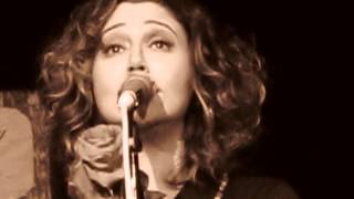 Watch Maria Rita Nao Vale A Pena video