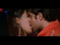 Emraan Hashmi SUCKING EVERY TONGUE SALIVA PARTICLE in Kiss with Geeta Basra!