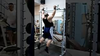 Kyriakos Grizzly Never Skips Pull-Ups