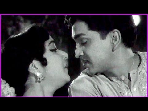 Pagadala Jabili Choodu - Classical Song Between ANR & Jamuna...