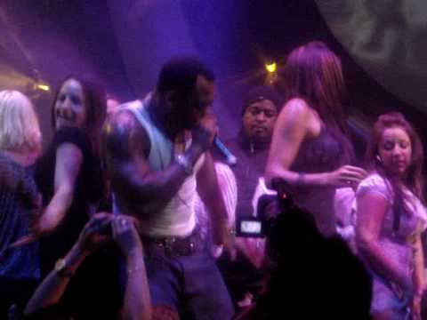 flo rida low. Flo-Rida Low Live In THE