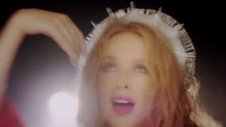 Watch Kylie Minogue Sleeping With The Enemy video
