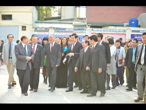 Chủ Tịch nước Trương Tấn Sang thăm Đại học Kinh doanh và Công nghệ Hà Nội