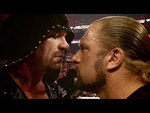 Undertaker vs. Triple H: End of an Era Raw March 26