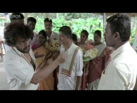 Amala Paul fights with her mother - Mynaa