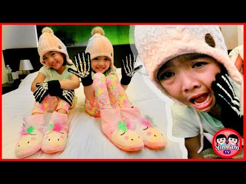 หนูยิ้มหนูแย้ม | เดินแบบชุดหน้าหนาว