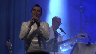 Grown up christmas list (Cover) - Performed by Markus Bill (Soulful Christmas)