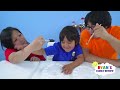 Painting Ryan Challenge Superhero Red Titan Daddy vs Mommy