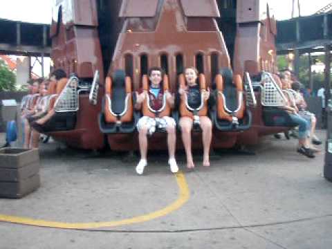 new six flags magic mountain rides 2011. The giant drop at six flags